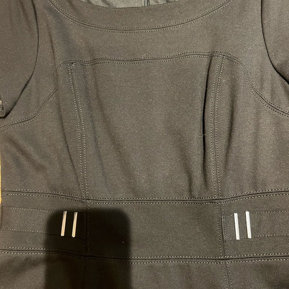 Black White House Black Market Dress 8 - Picture 11 of 13